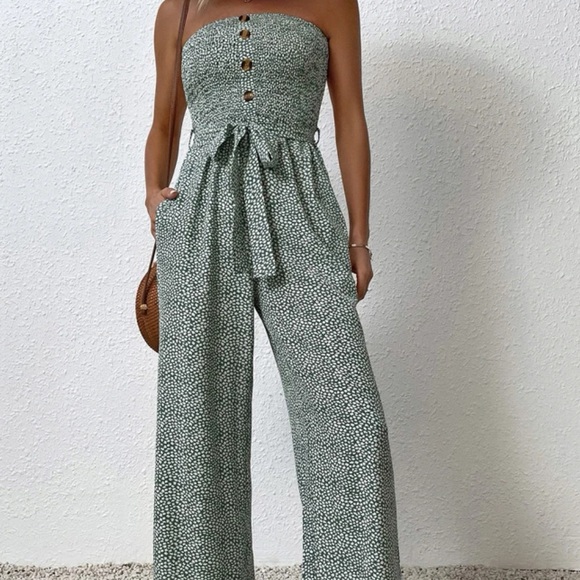 NWT Marine Dot Smocked Jumpsuit - Picture 3 of 6